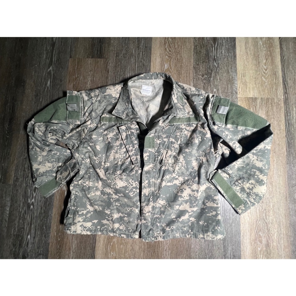 US Army ACU Field Jacket Mens Medium XX-Short Digital Camo Tactical Utility